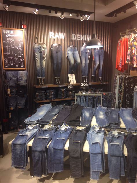 Jeans shop